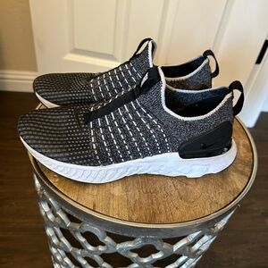 Nike Phantom sneakers womens